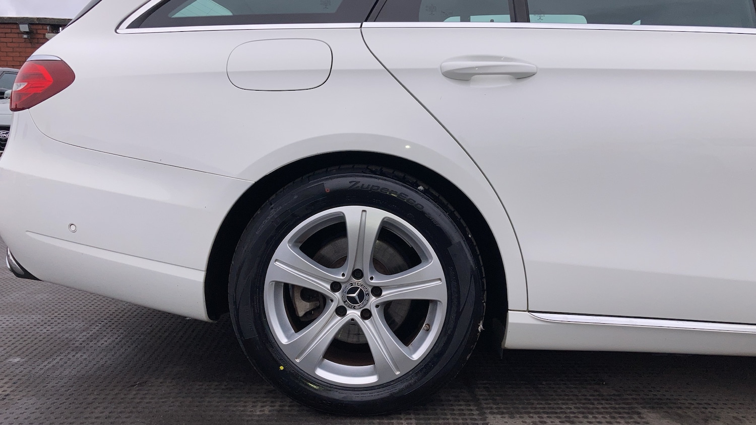 Used Mercedes-Benz E Class 2018 for sale - 76233052: Photo 32