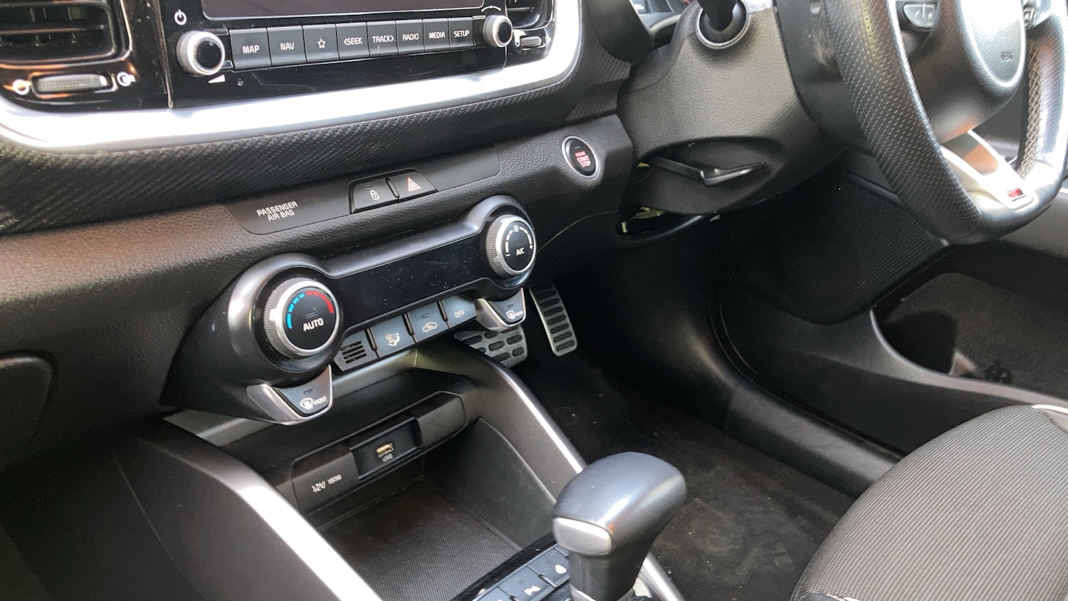 Used Kia Stonic 2022 for sale - 76958406: Photo 12