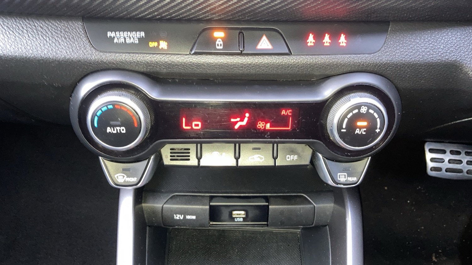 Used Kia Stonic 2022 for sale - 76958406: Photo 19