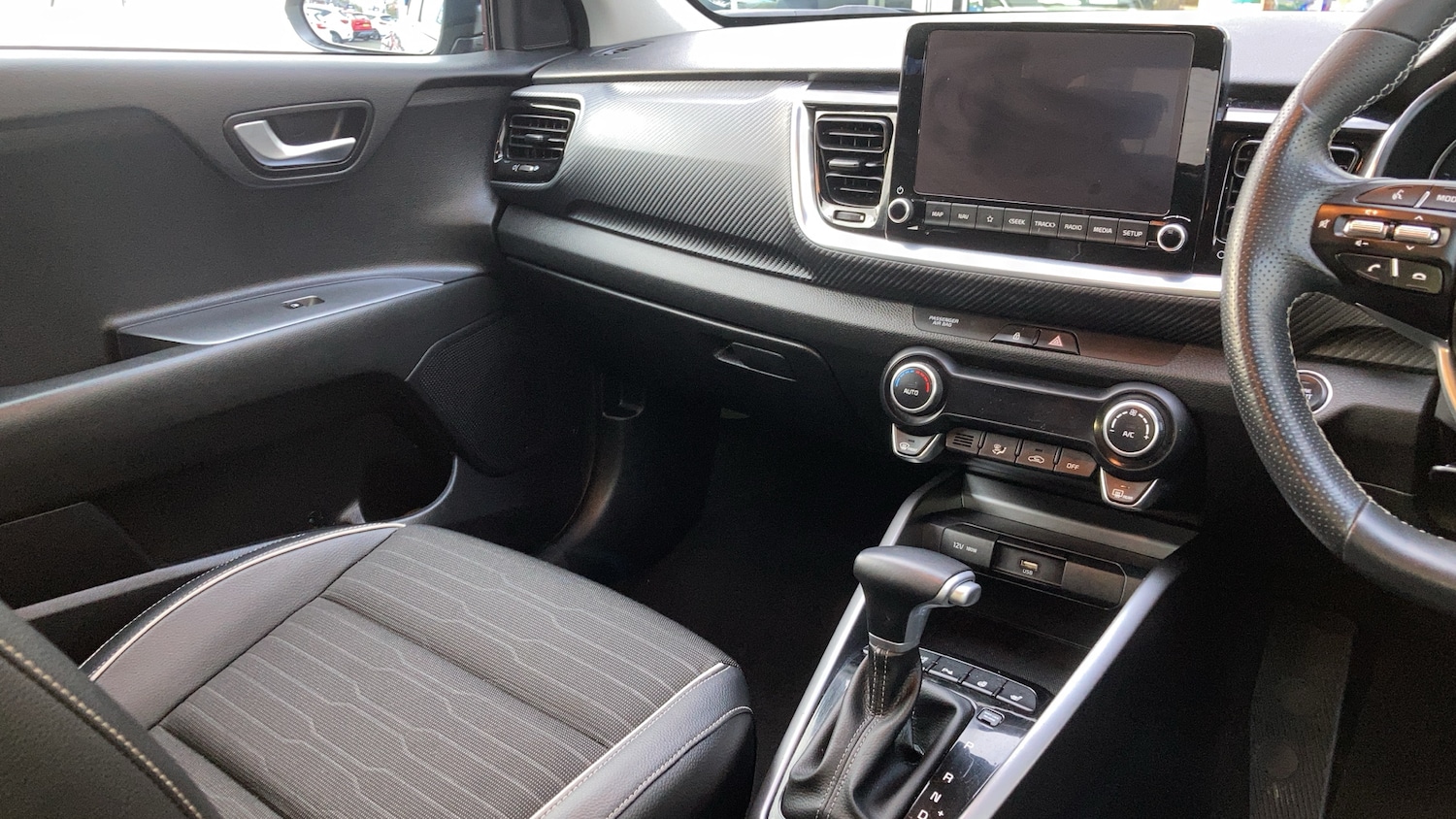 Used Kia Stonic 2022 for sale - 76958406: Photo 21