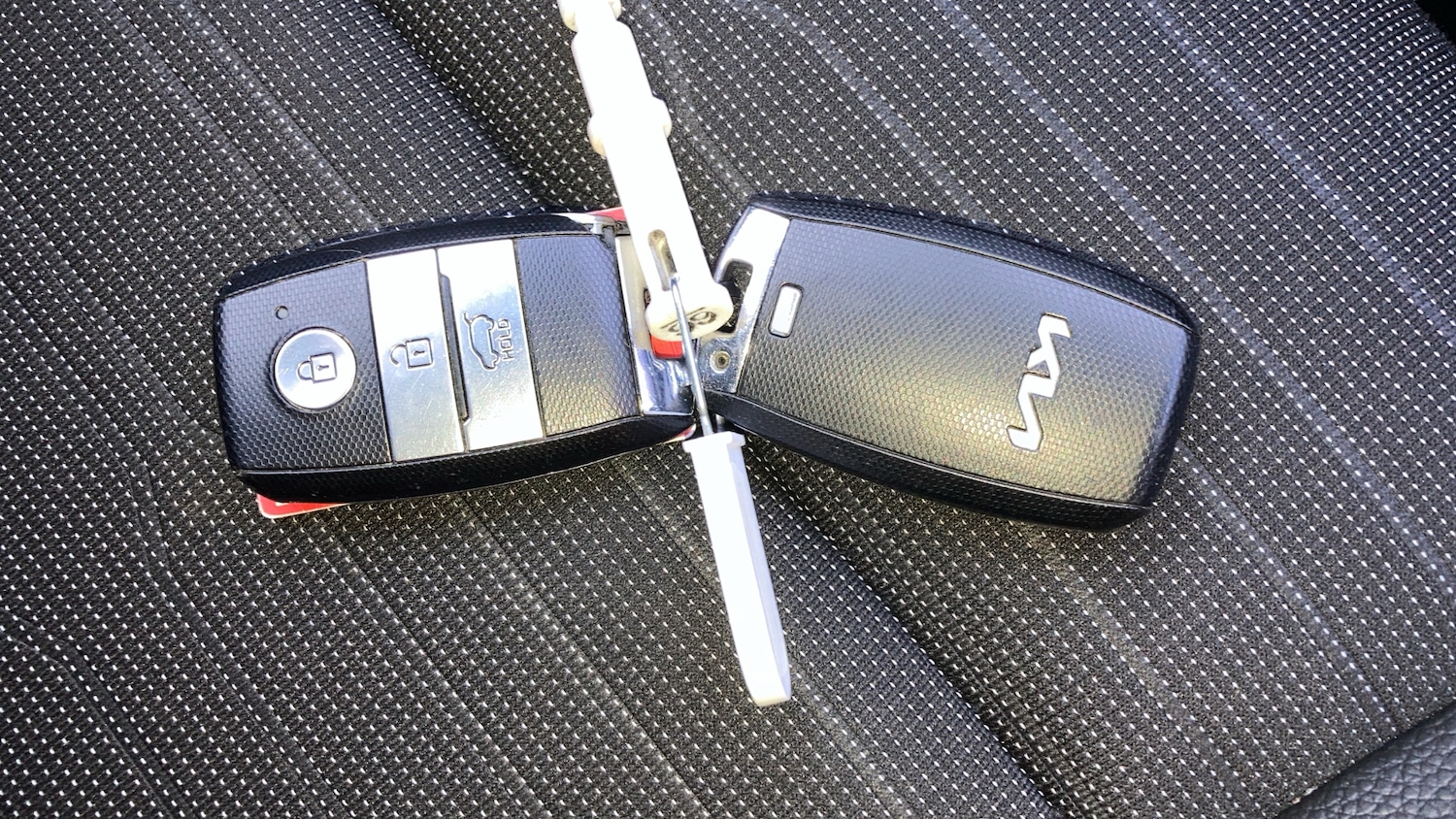 Used Kia Stonic 2022 for sale - 76958406: Photo 33