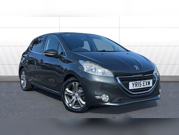 Used Peugeot 208 2015 for sale - 79391896: Photo