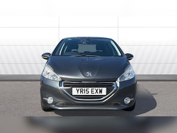 Used Peugeot 208 2015 for sale - 79391896: Photo