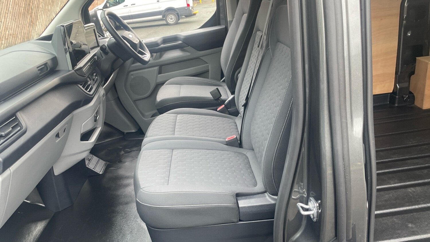 Used Ford Transit Custom 2025 for sale - 77902275: Photo 15