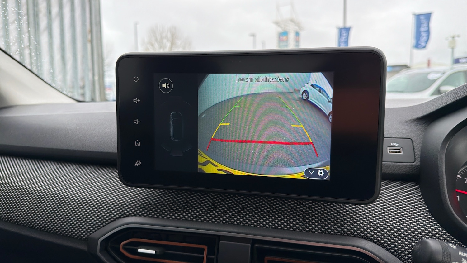 Used Dacia Sandero Stepway 2023 for sale - 77707867: Photo 6