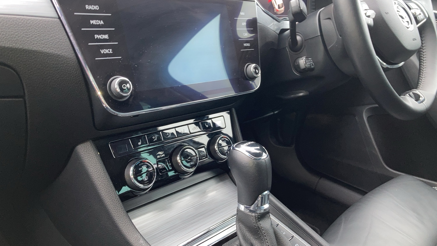 Used Skoda Superb 2023 for sale - 77273502: Photo 10