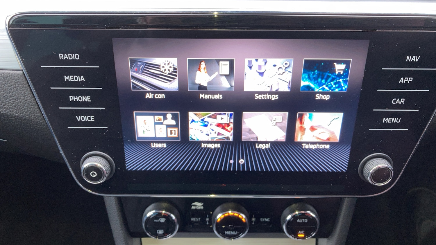 Used Skoda Superb 2023 for sale - 77273502: Photo 43