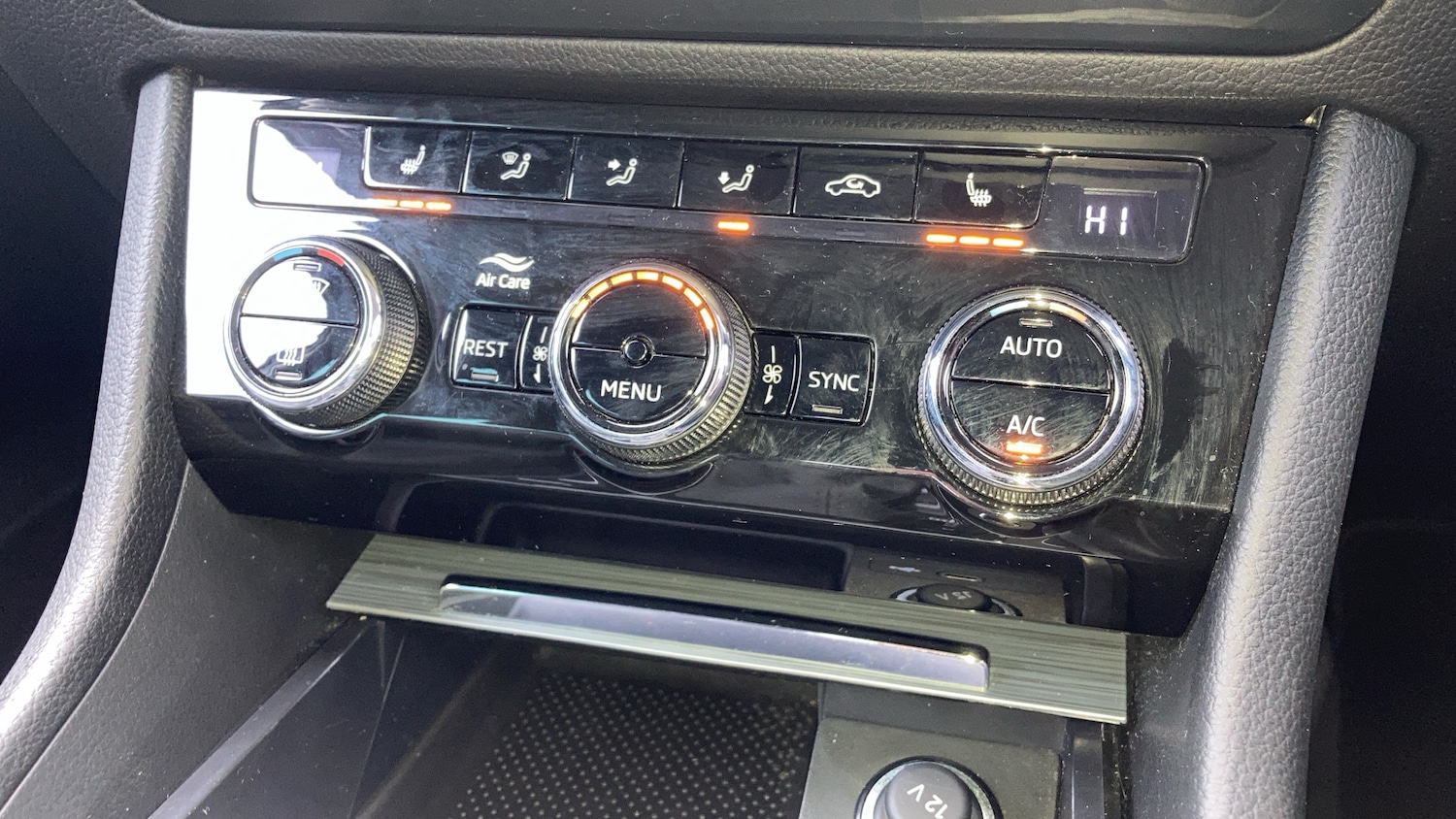 Used Skoda Superb 2023 for sale - 77273502: Photo 47