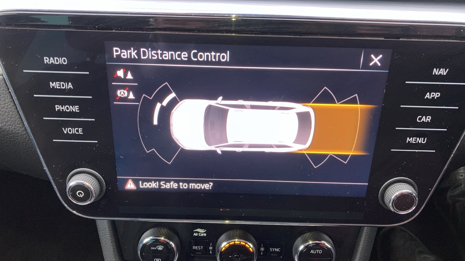 Used Skoda Superb 2023 for sale - 77273502: Photo 8