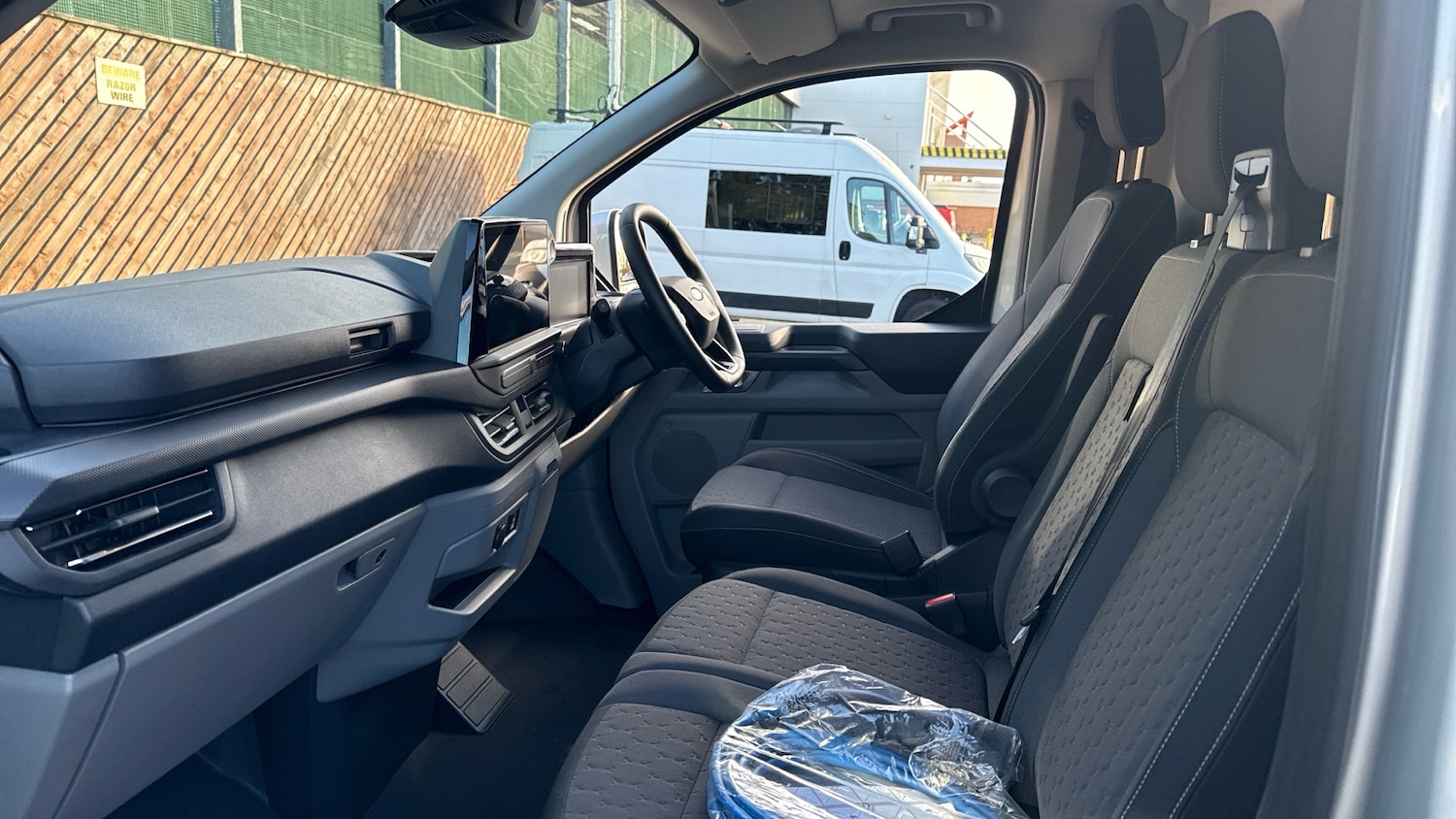 Used Ford Transit Custom 2025 for sale - 76637265: Photo 12