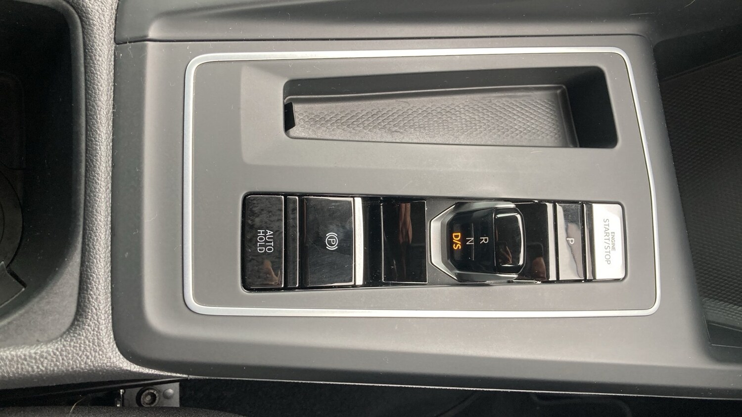 2020 Volkswagen Golf 1.5 eTSI 150 Life 5dr DSG Petrol Hatchback Hatchback Petrol - Picture 20 of 24