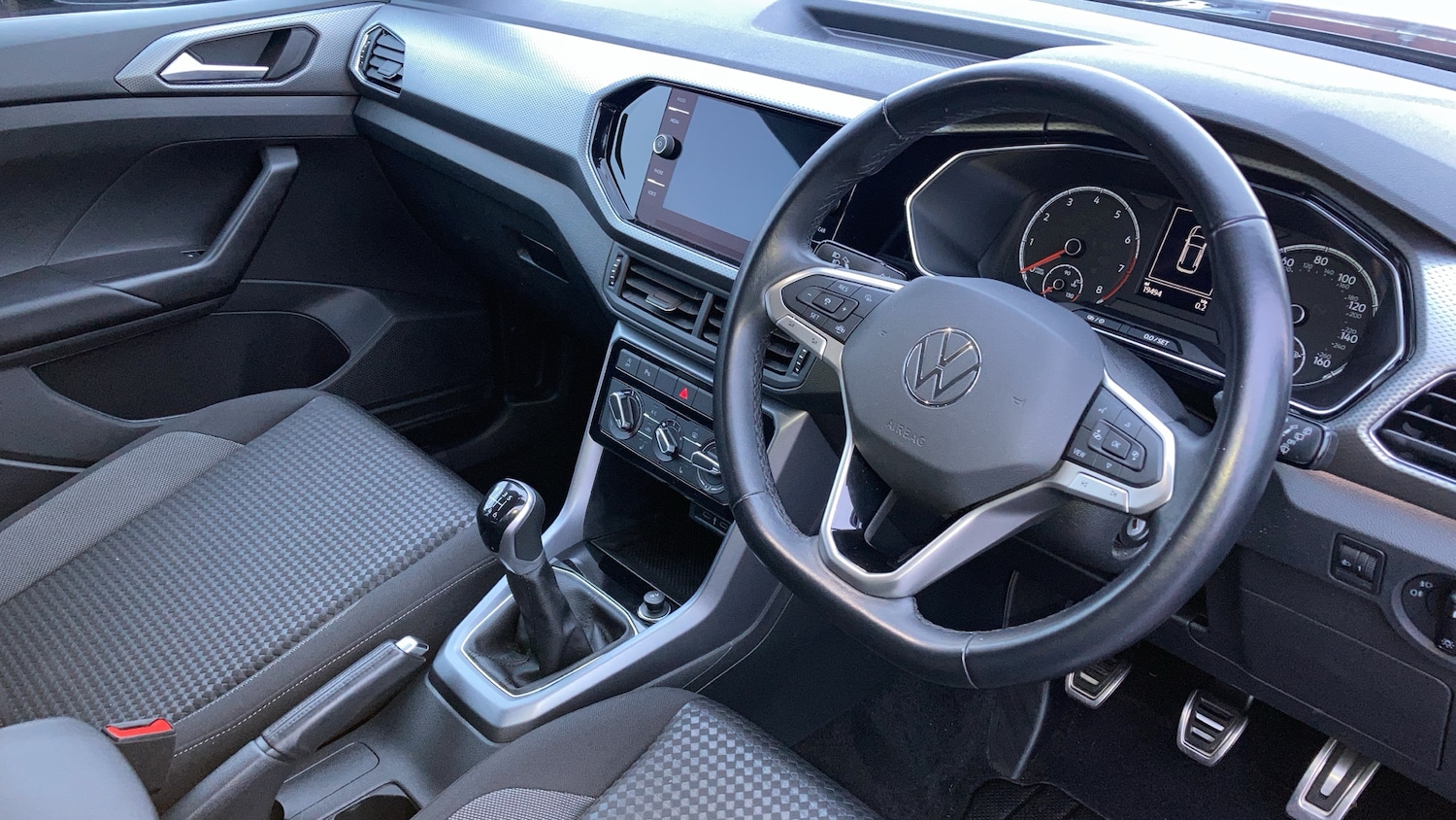 Used Volkswagen T-Cross 2021 for sale - 76354890: Photo 11