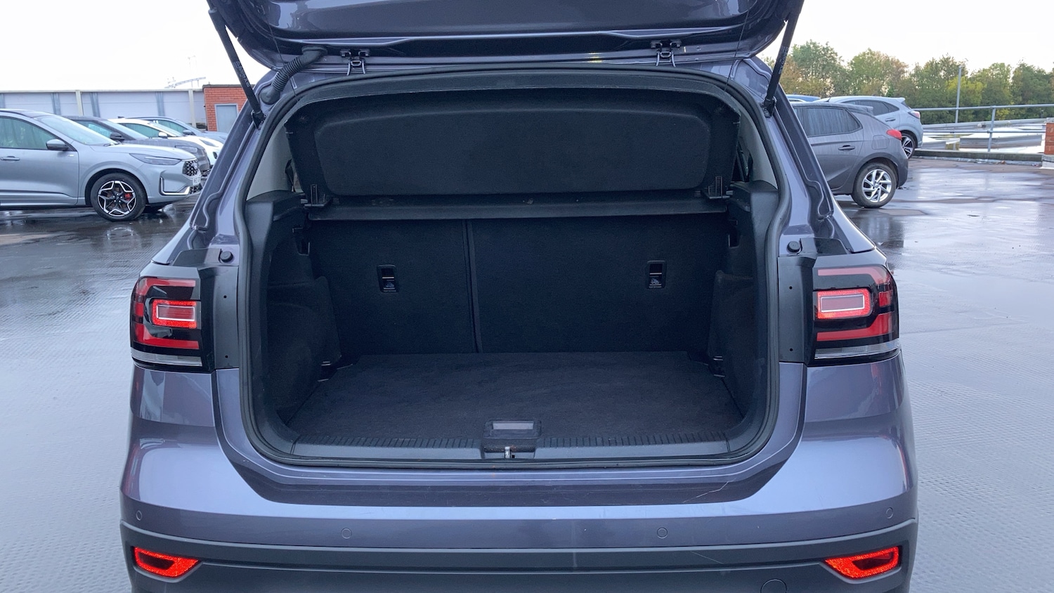 Used Volkswagen T-Cross 2021 for sale - 76354890: Photo 4
