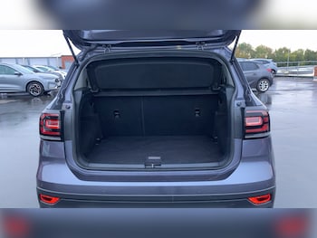 Used Volkswagen T-Cross 2021 for sale - 76354890: Photo
