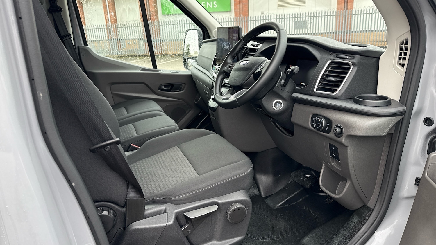 Used Ford Transit 2025 for sale - 76362856: Photo 4