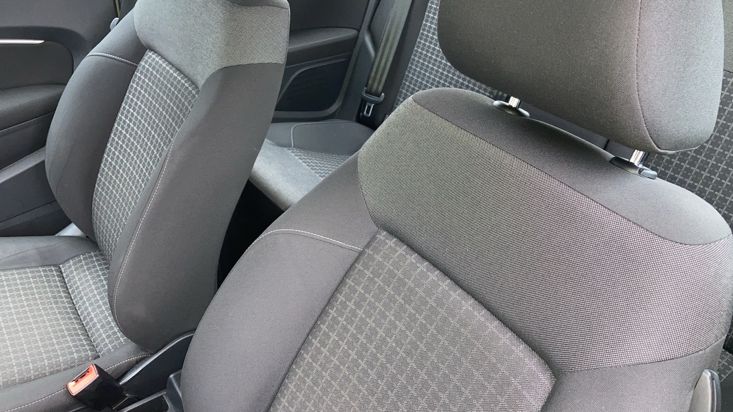 Used Volkswagen Polo 2015 for sale - 77462348: Photo 25