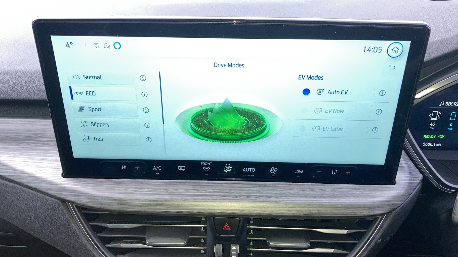 Used Ford Kuga 2025 for sale - 77159765: Photo 37