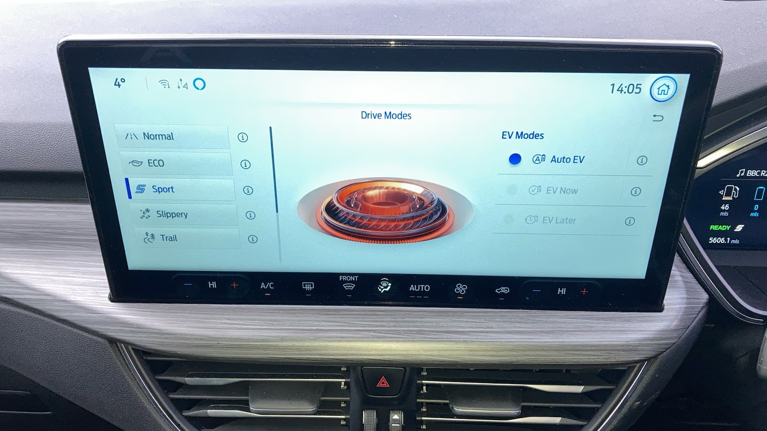 Used Ford Kuga 2025 for sale - 77159765: Photo 38