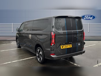 Used Ford Transit Custom 2025 for sale - 77180640: Photo