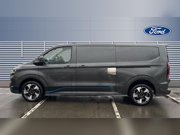 Used Ford Transit Custom 2025 for sale - 77180640: Photo