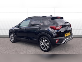 Used Kia Stonic 2025 for sale - 78900315: Photo