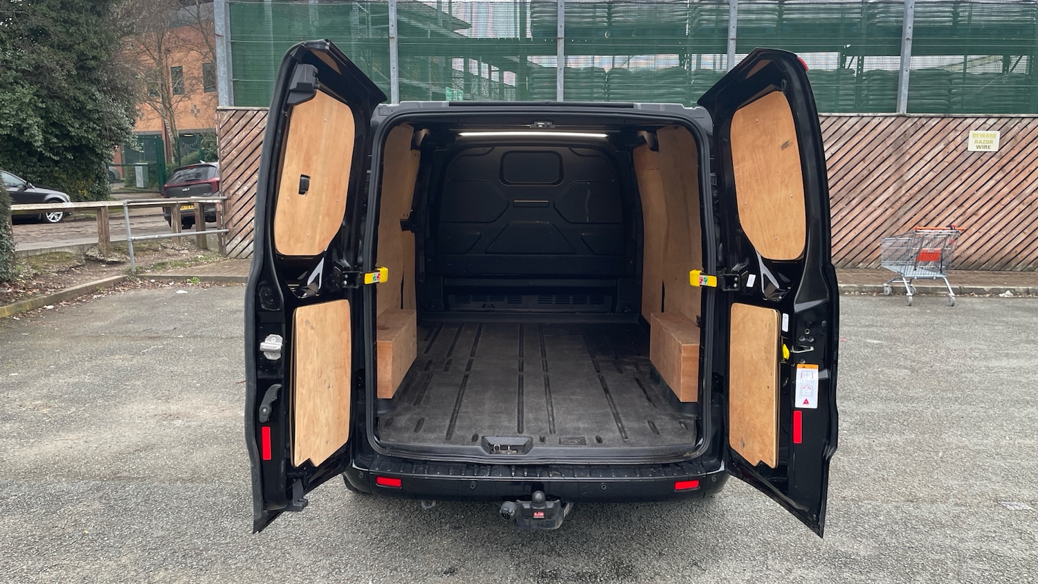 Used Ford Transit Custom 2023 for sale - 77848812: Photo 24