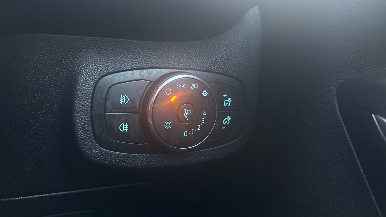 Used Ford Fiesta 2023 for sale - 77950312: Photo 19