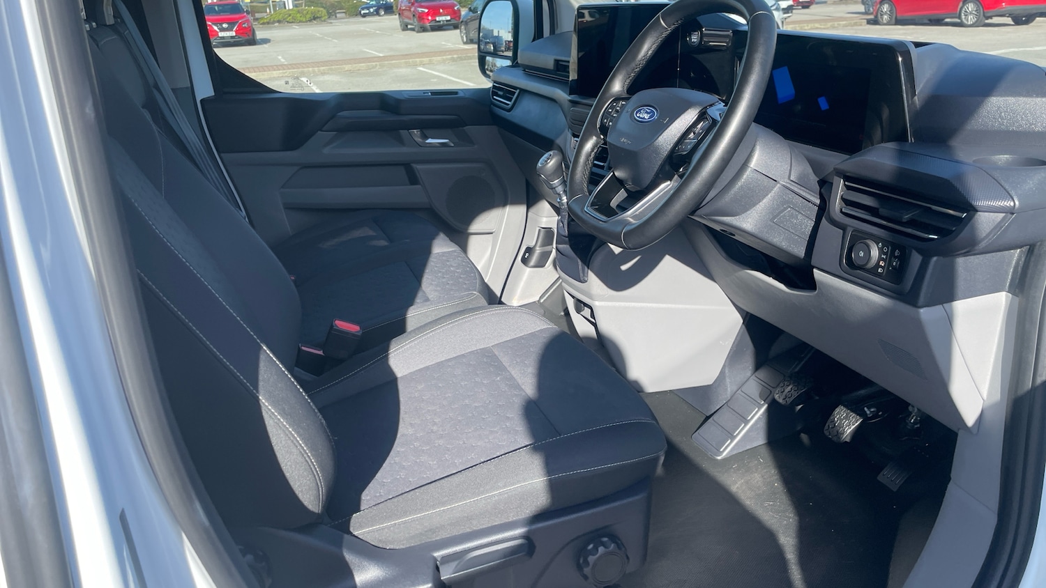 Used Ford Transit Custom 2025 for sale - 77935135: Photo 4