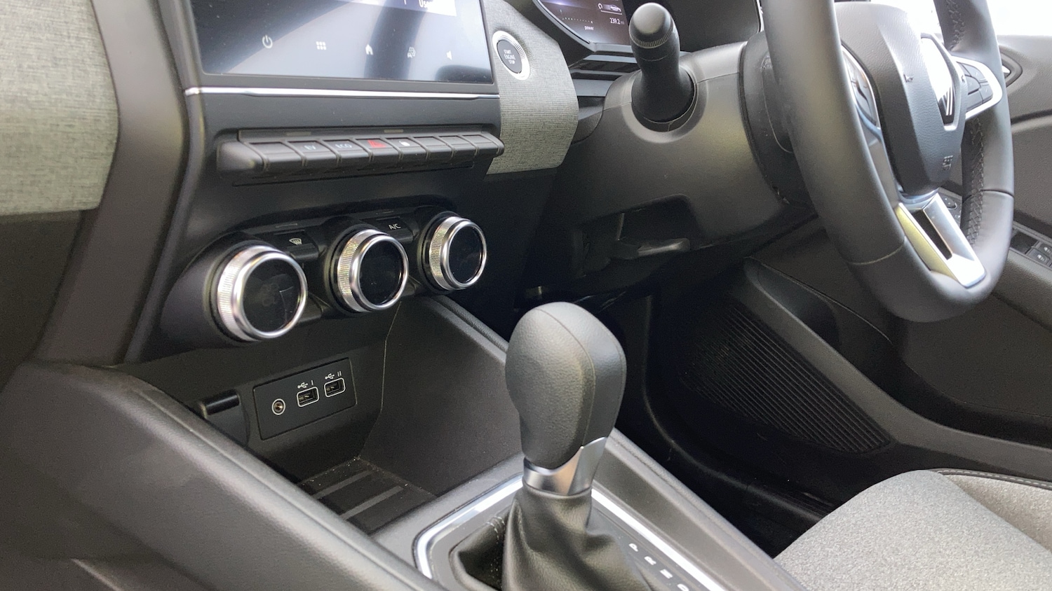 Used Renault Clio 2024 for sale - 77046124: Photo 12