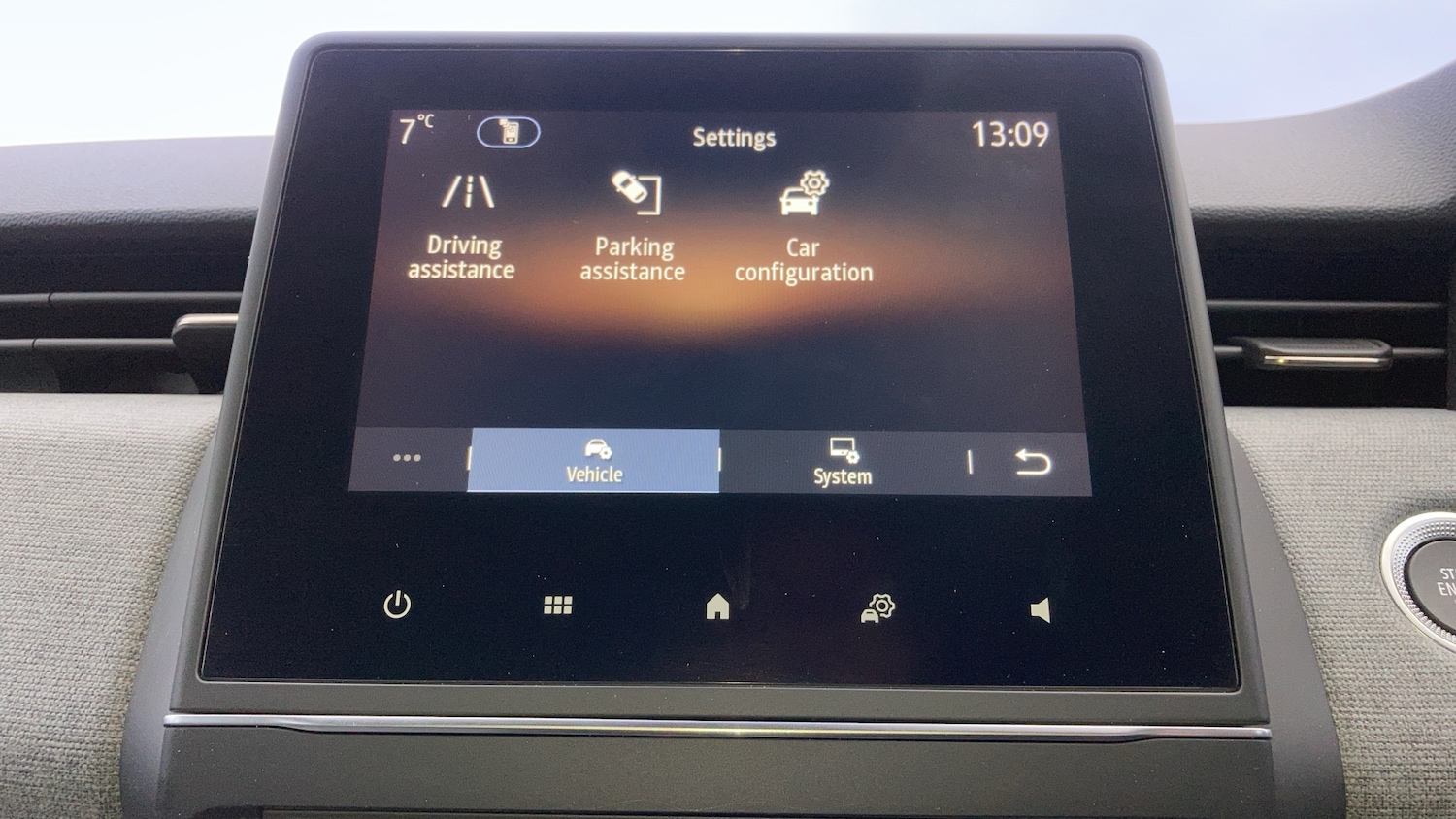 Used Renault Clio 2024 for sale - 77046124: Photo 35