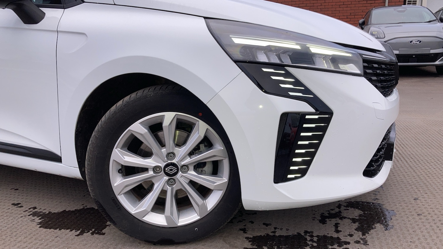 Used Renault Clio 2024 for sale - 77046124: Photo 38