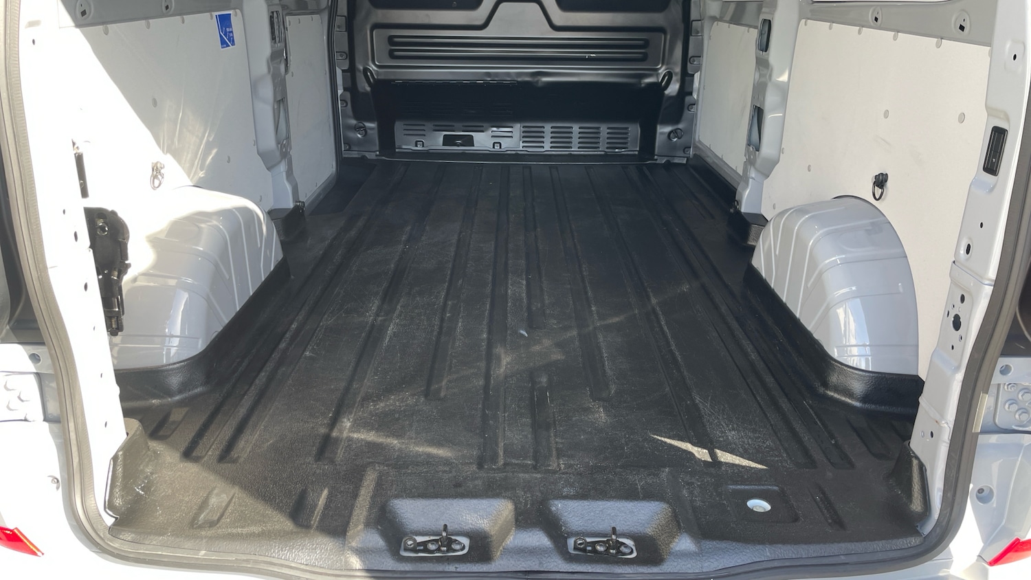 Used Ford Transit Custom 2025 for sale - 77996901: Photo 25