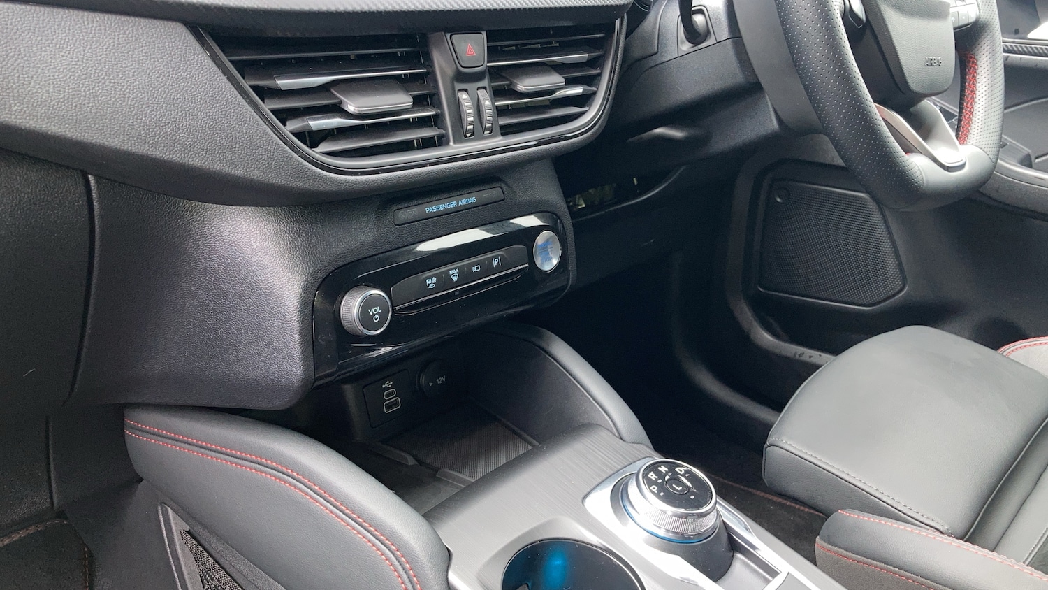 Used Ford Kuga 2025 for sale - 76653120: Photo 13