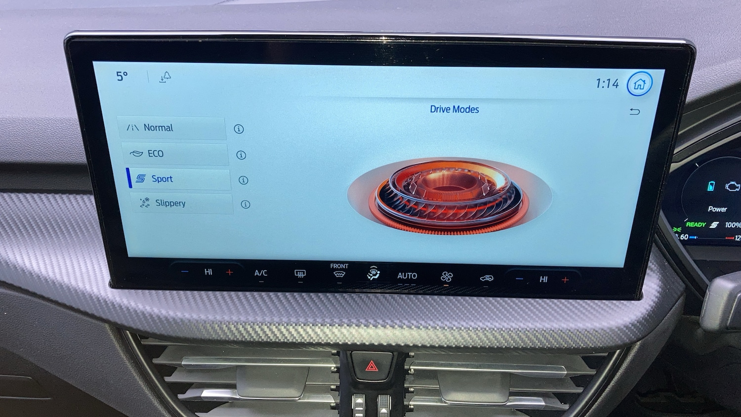 Used Ford Kuga 2025 for sale - 76653120: Photo 28