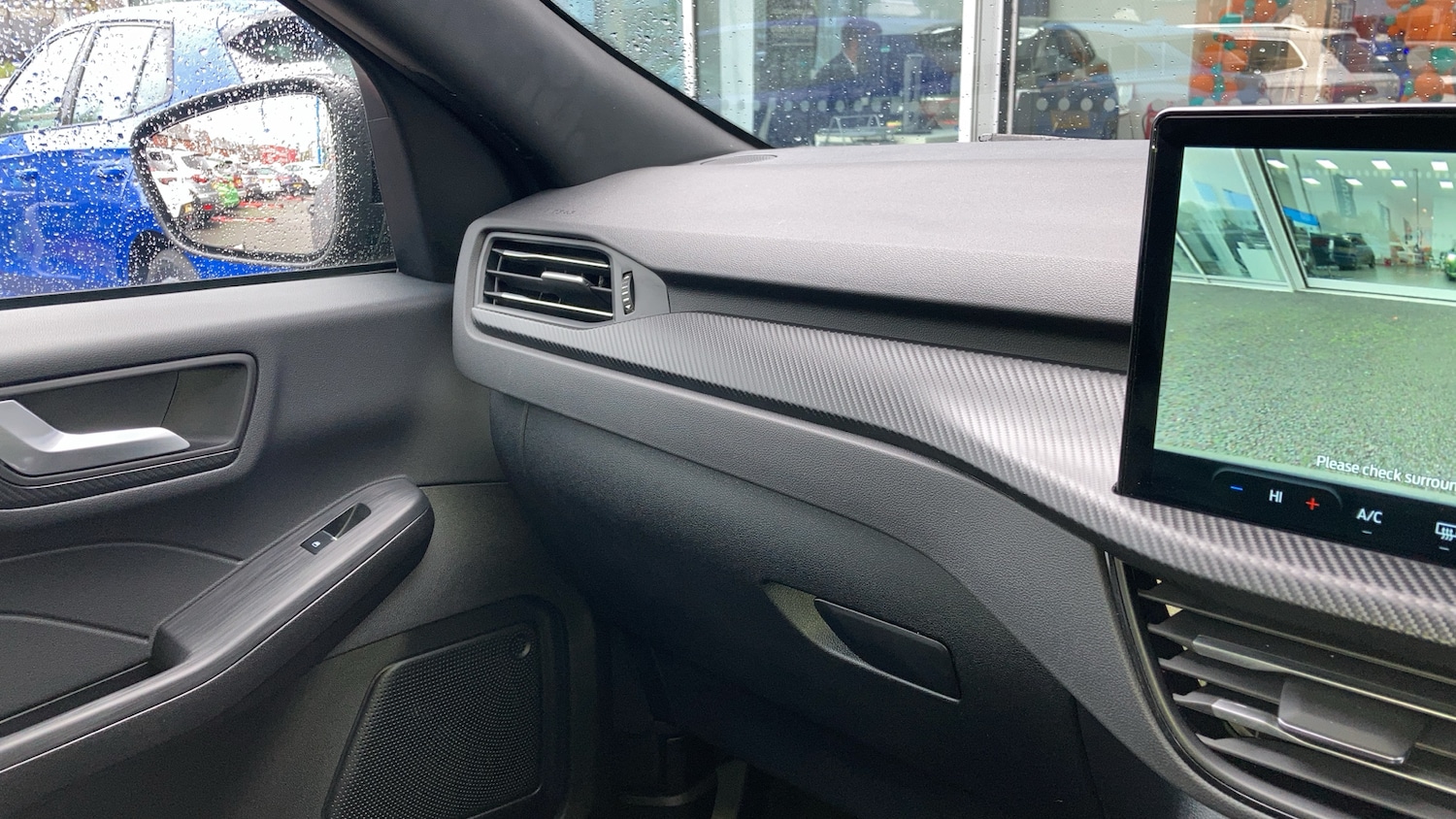 Used Ford Kuga 2025 for sale - 76653120: Photo 32