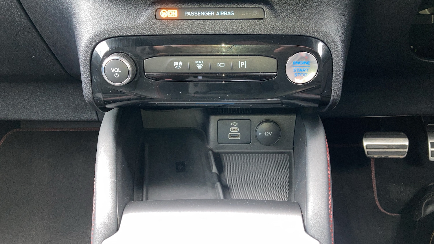 Used Ford Kuga 2025 for sale - 76653120: Photo 34