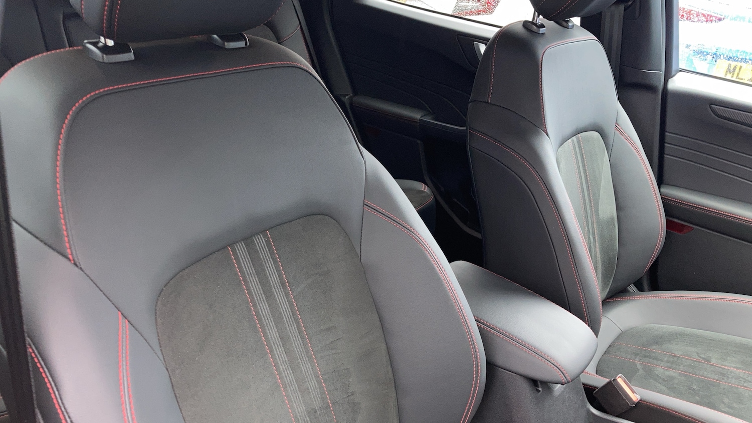 Used Ford Kuga 2025 for sale - 76653120: Photo 37