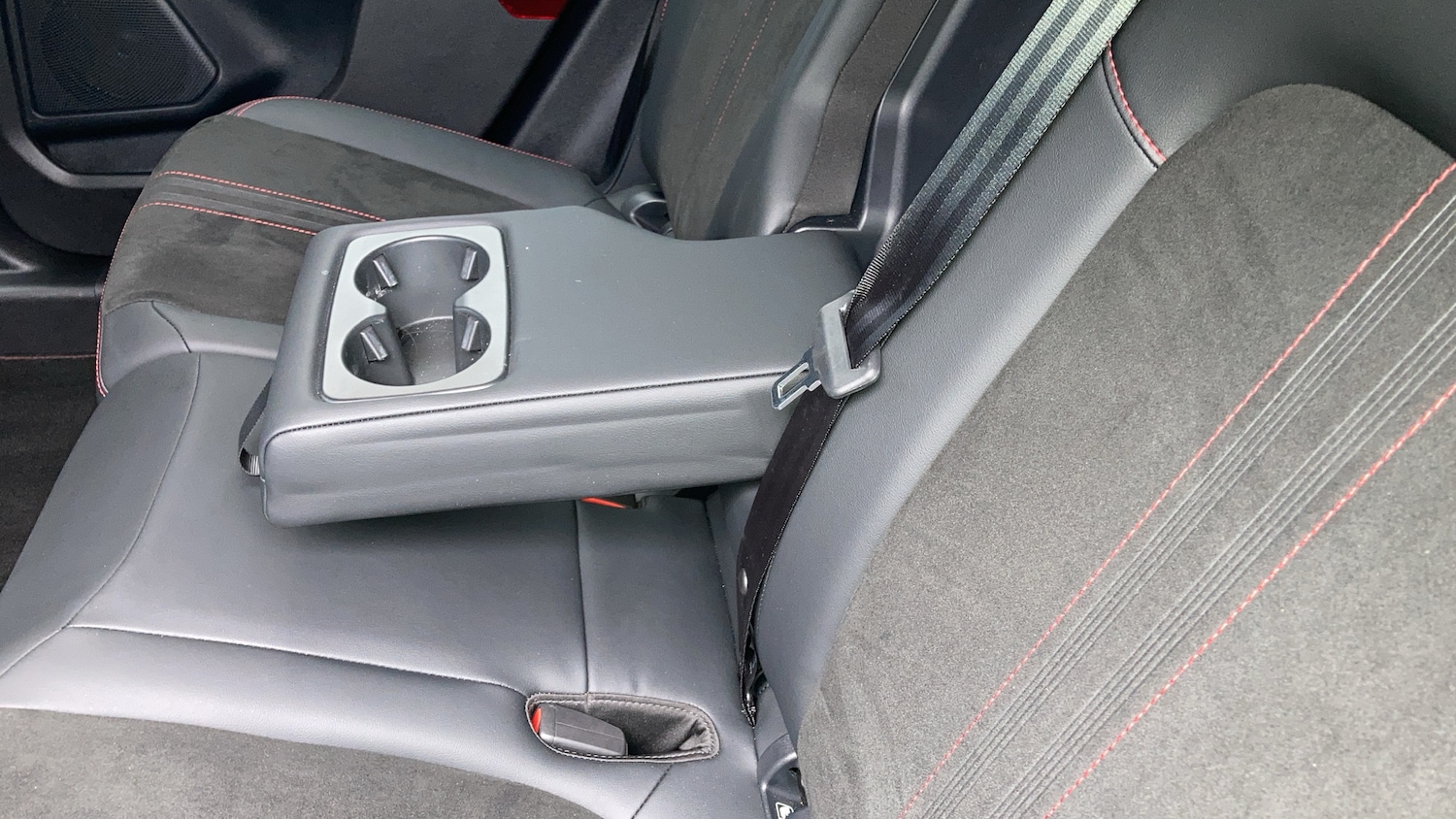 Used Ford Kuga 2025 for sale - 76653120: Photo 40