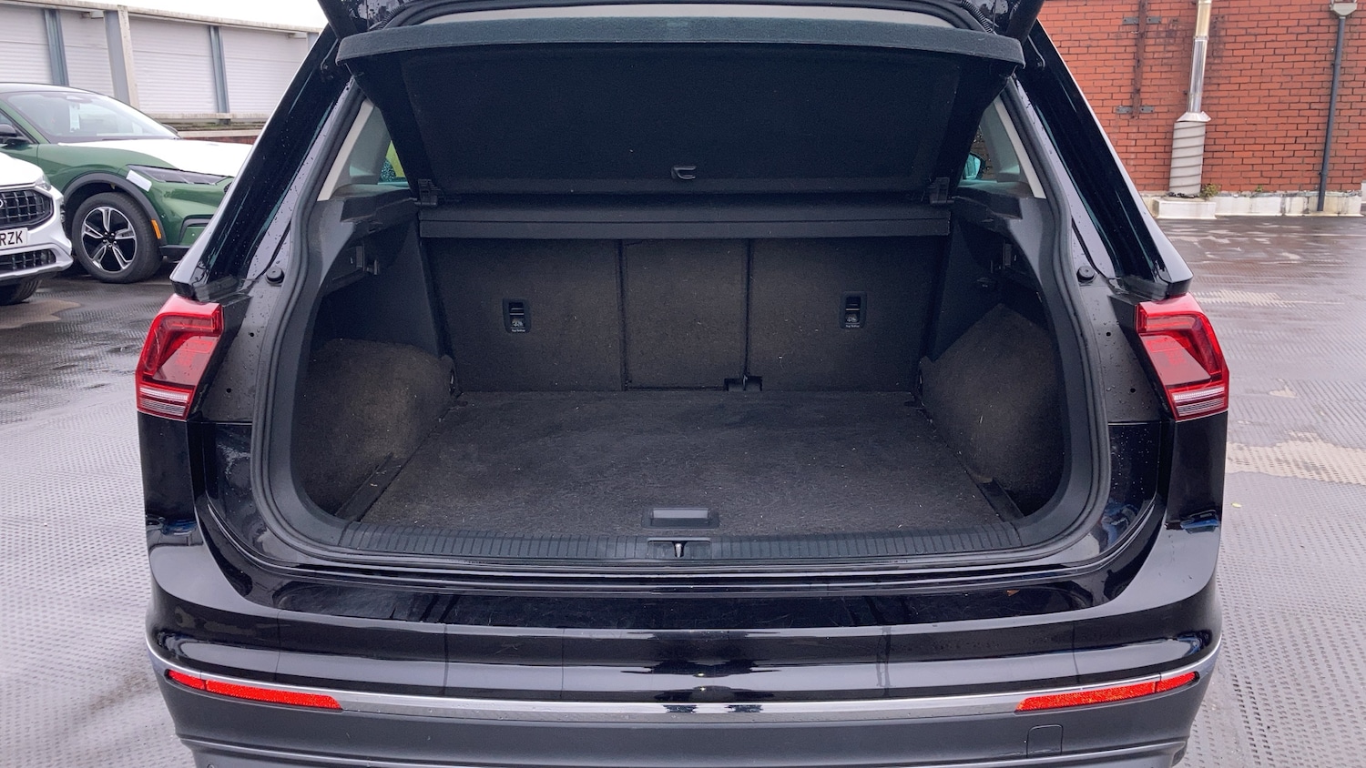 Vehicle 33