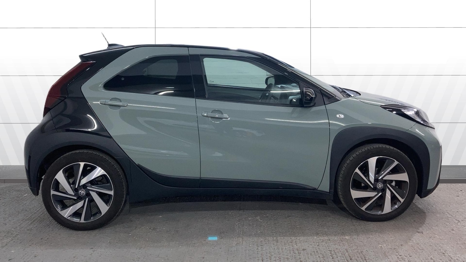 Used Toyota Aygo X 2025 for sale - 77151044: Photo 3