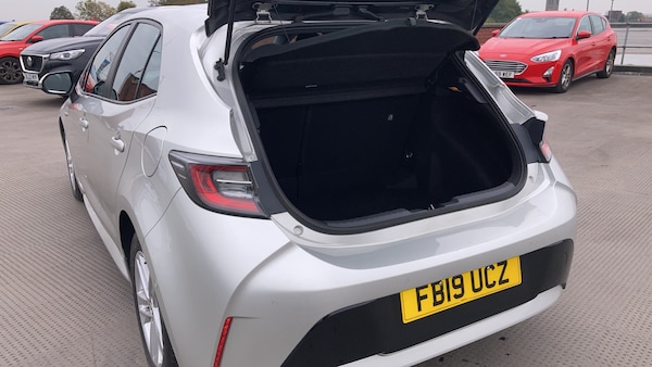 Used Toyota Corolla 2019 for sale - 76302088: Photo 35