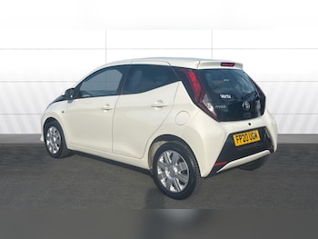 Used Toyota AYGO 2020 for sale - 78180205: Photo