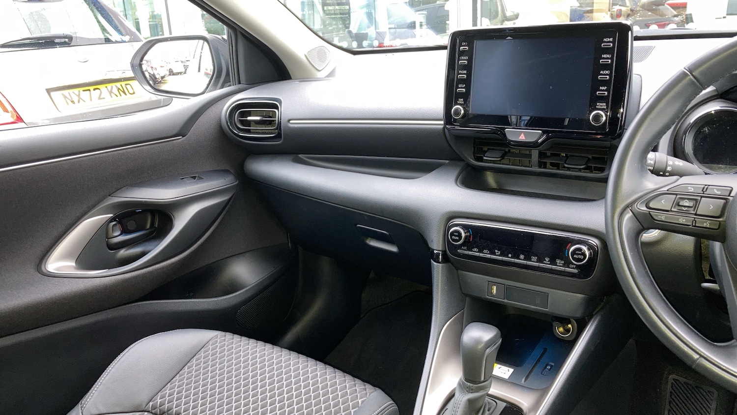 Used Mazda Mazda2 HYBRID 2023 for sale - 77545663: Photo 18