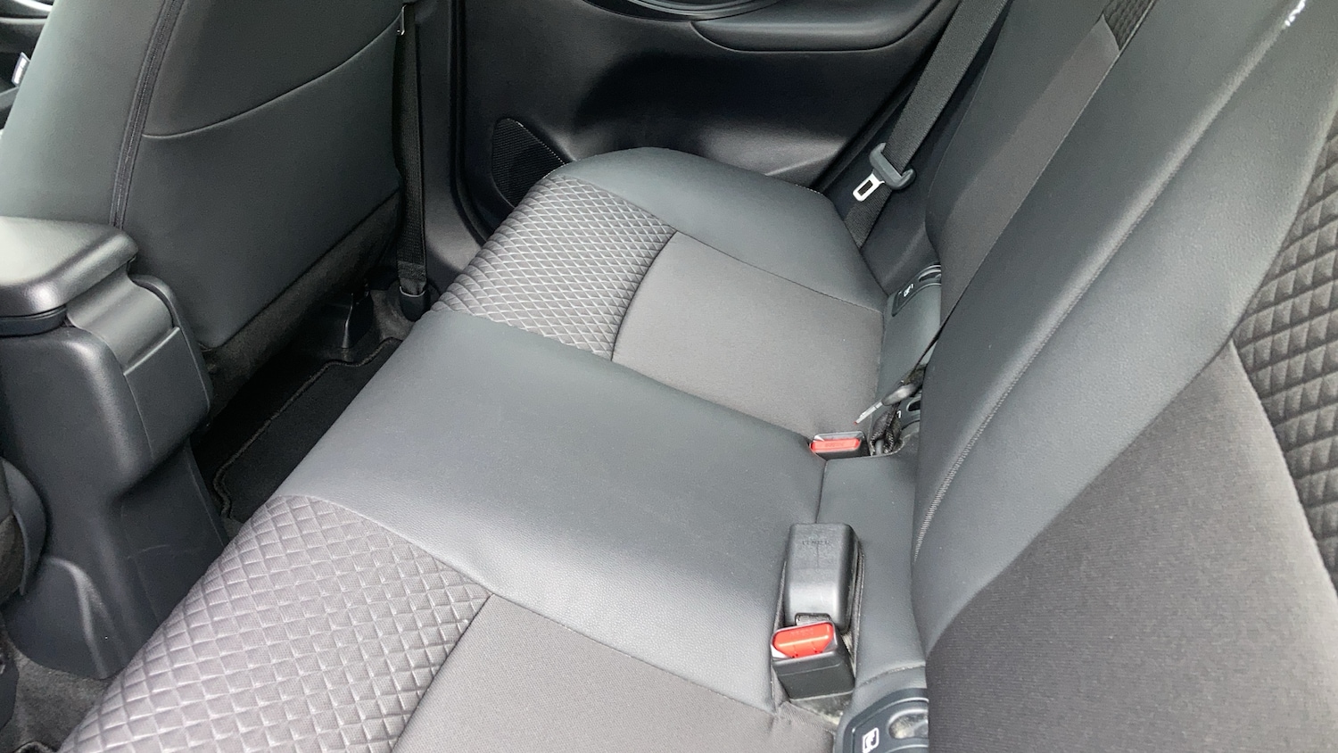 Used Mazda Mazda2 HYBRID 2023 for sale - 77545663: Photo 24