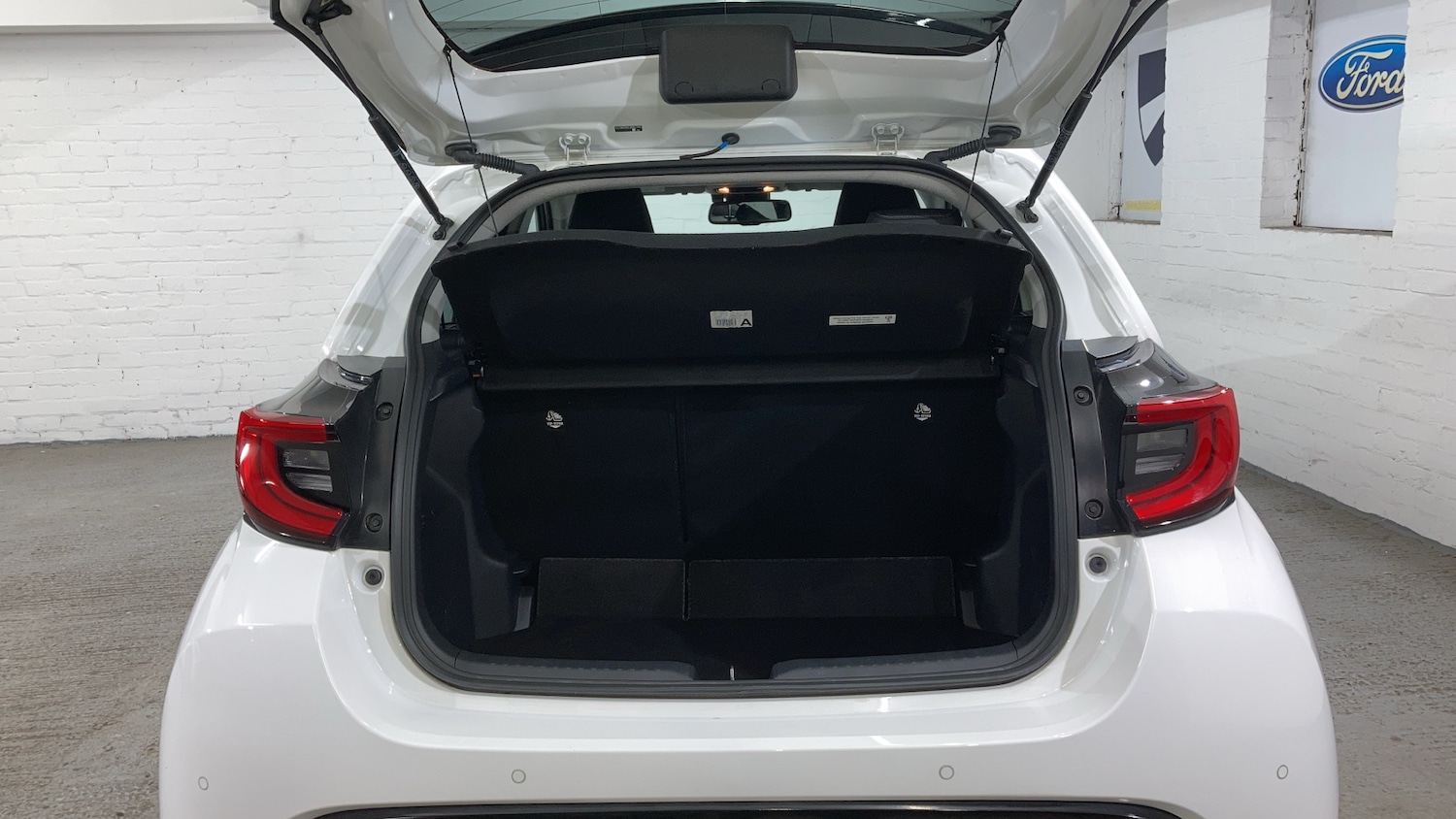 Used Mazda Mazda2 HYBRID 2023 for sale - 77545663: Photo 26