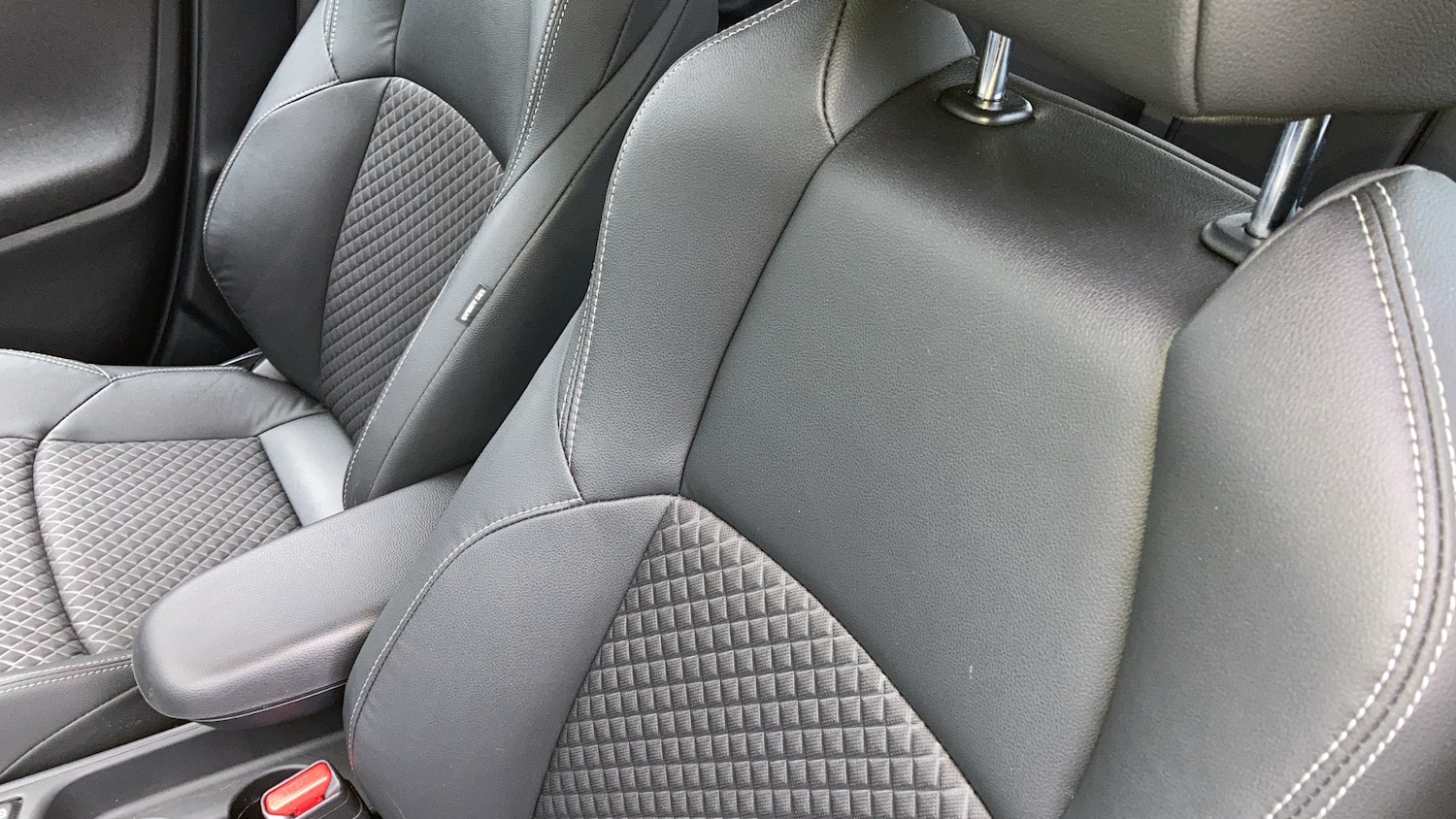 Used Mazda Mazda2 HYBRID 2023 for sale - 77545663: Photo 45