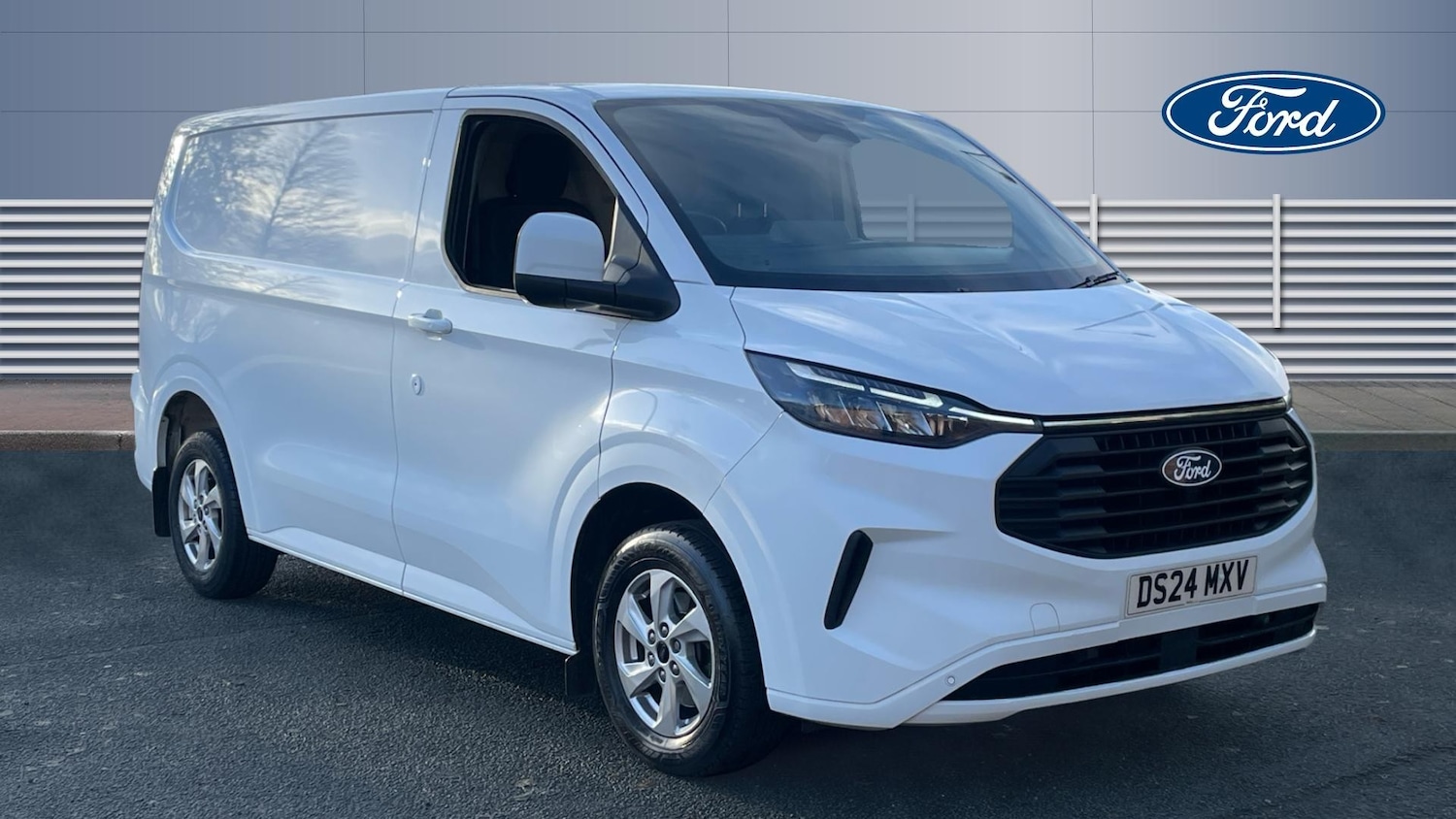 Used Ford Transit Custom 2024 for sale - 76904869: Photo 1