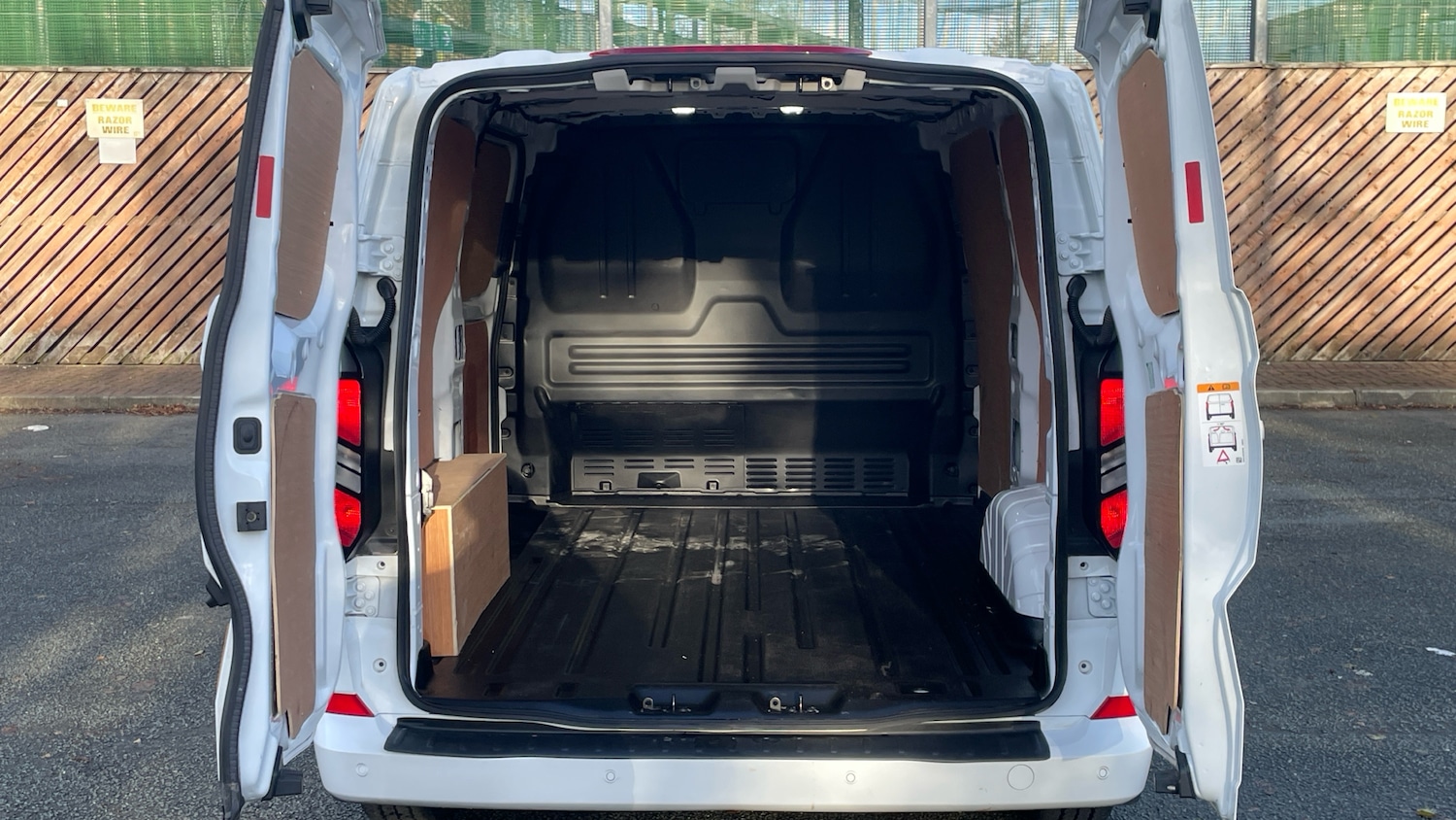 Used Ford Transit Custom 2024 for sale - 76904869: Photo 21