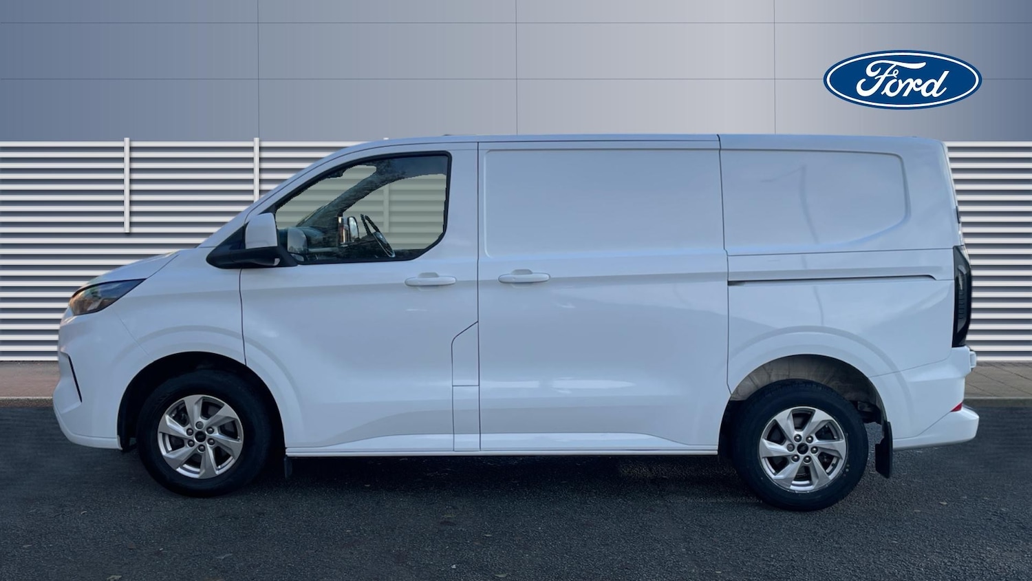 Used Ford Transit Custom 2024 for sale - 76904869: Photo 3