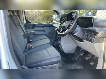 Used Ford Transit Custom 2024 for sale - 76904869: Photo